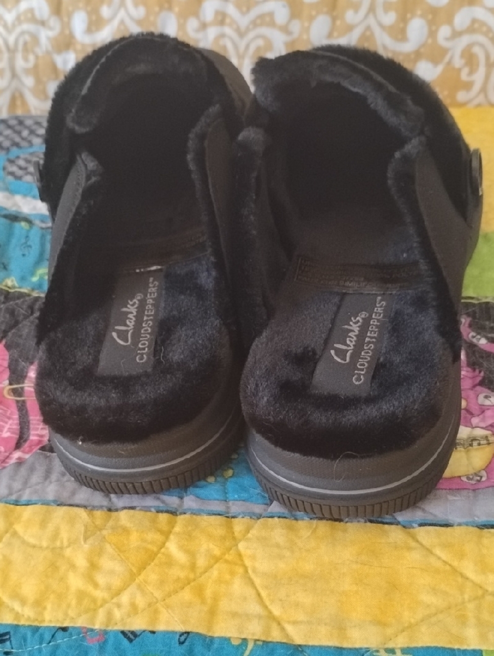 Clarks Black Slip-On Cloudsteppers Mule Faux Fur Lined NWOT - Picture 4 of 7